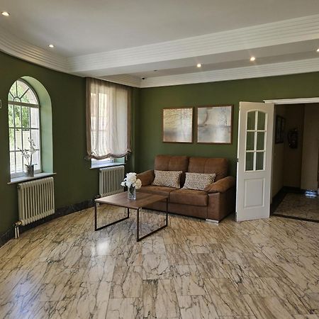 Casablanca Hotel Studios Санта-Марта-де-Тормес Екстер'єр фото