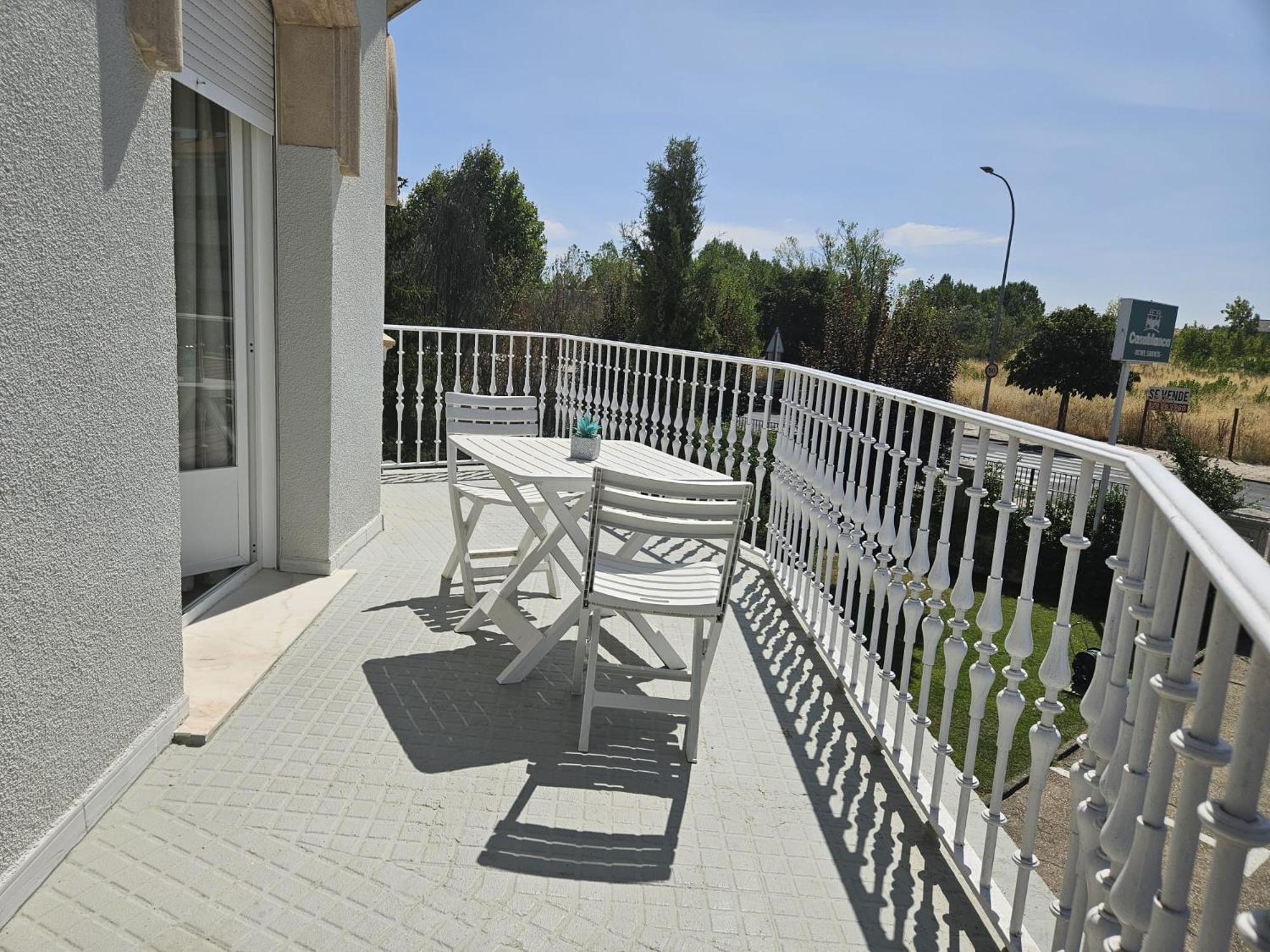Casablanca Hotel Studios Санта-Марта-де-Тормес Екстер'єр фото